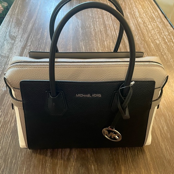 Michael Kors Handbags - Micheal Kors Colour Block Satchel. Black, white and grey. Never worn.